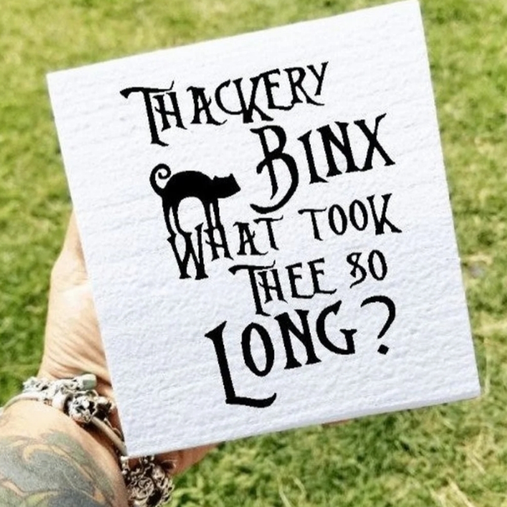 Hocus pocus woodsign